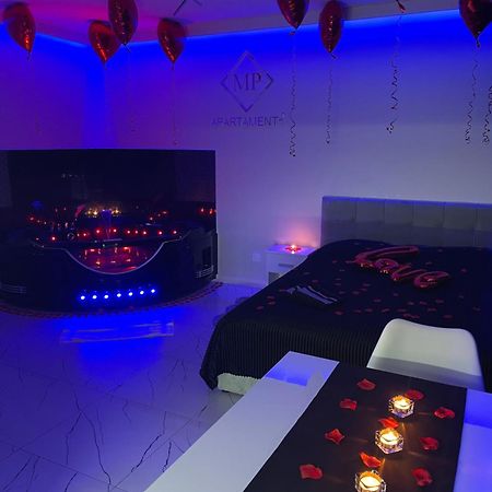 Mp Apartament 2 Bialystok Jacuzzi Eksteriør billede