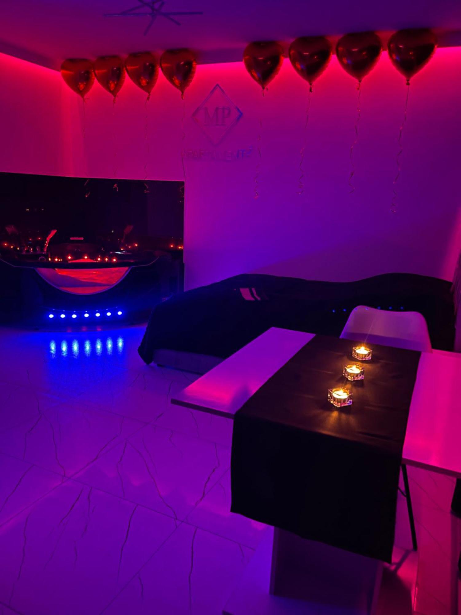 Mp Apartament 2 Bialystok Jacuzzi Eksteriør billede
